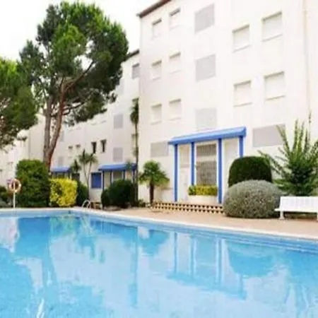 Apartamento In Lescala With Terrace