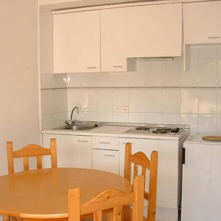 In Lescala With Terrace Apartamento *